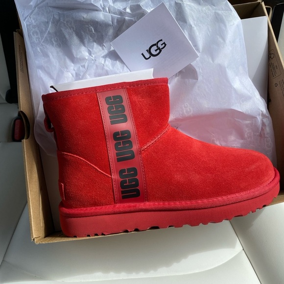 UGG CLASSIC SAMBA RED SUEDE MINI SIDE LOGO BOOTS - Picture 3 of 16